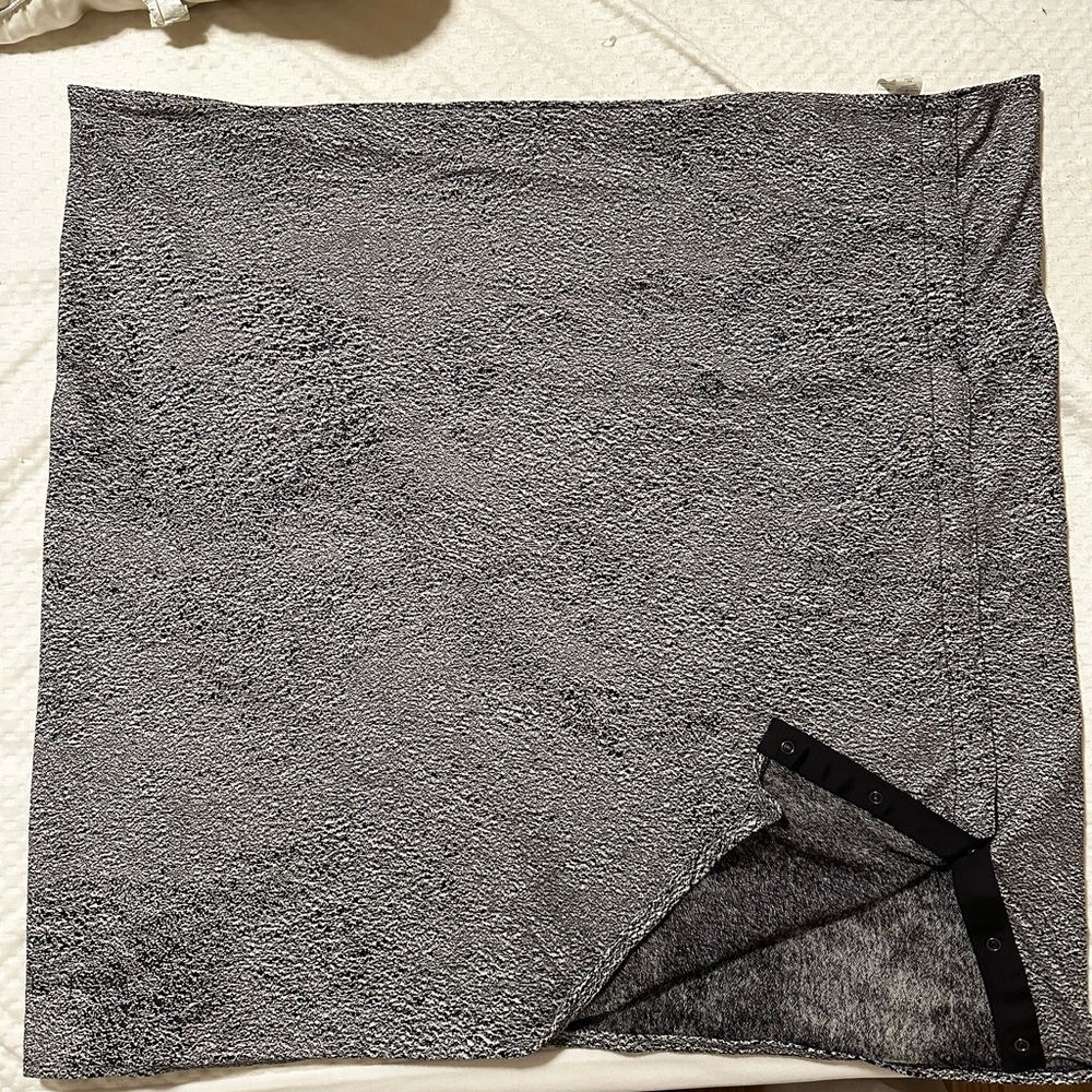 Lululemon Athletica button infinity scarf